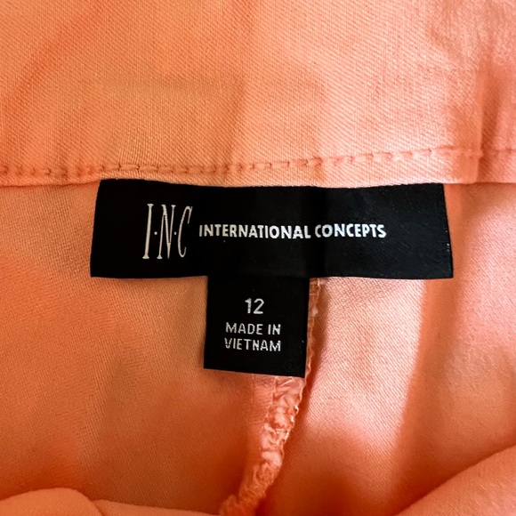 INC pull on shorts size 12 peach - Picture 3 of 3
